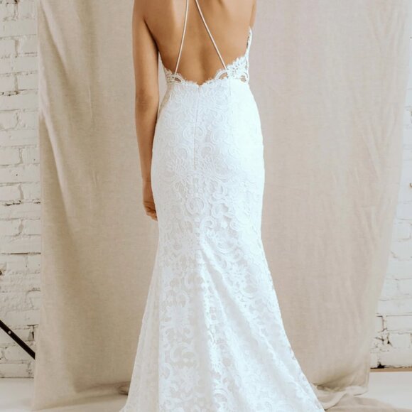 New, never worn, never altered Anais Annette Wedding Dress - Picture 3 of 6